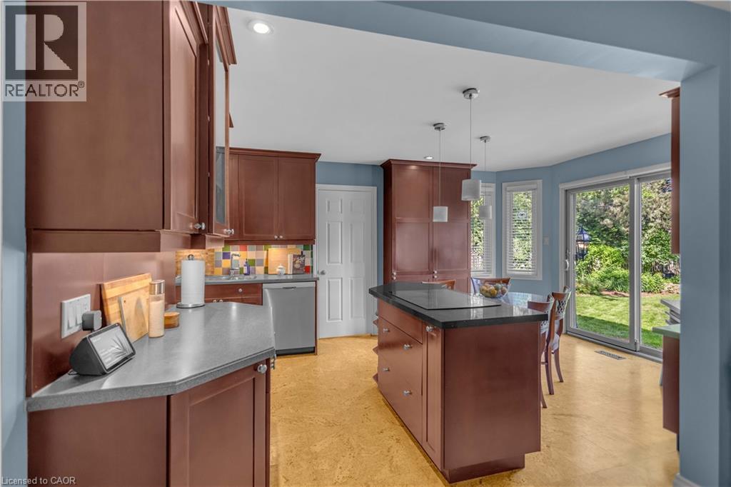44 Hammill Court, Ancaster, Ontario  L9G 4L4 - Photo 11 - 40840855