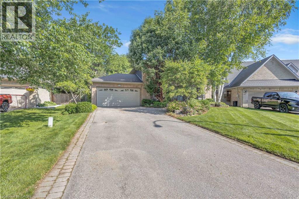 44 Hammill Court, Ancaster, Ontario  L9G 4L4 - Photo 2 - 40840855