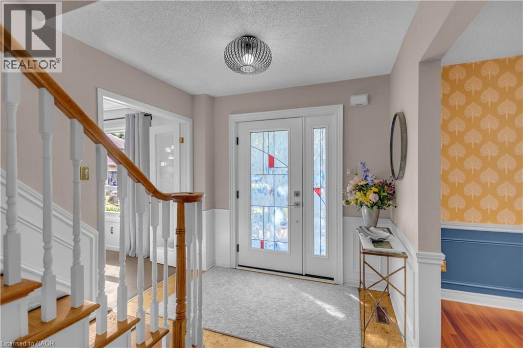 44 Hammill Court, Ancaster, Ontario  L9G 4L4 - Photo 4 - 40840855