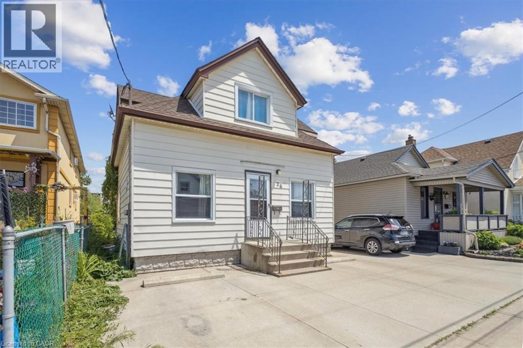 26 Vine Street S, St. Catharines, Ontario  L2R 3X8 - Photo 2 - 40840505