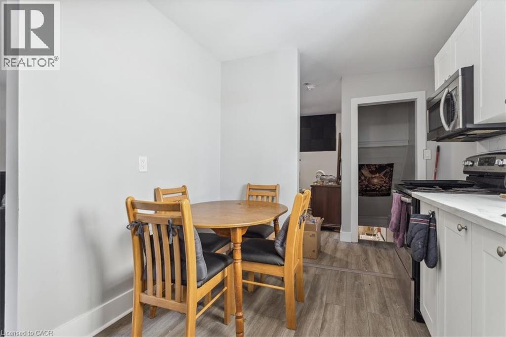 26 Vine Street S, St. Catharines, Ontario  L2R 3X8 - Photo 22 - 40840505