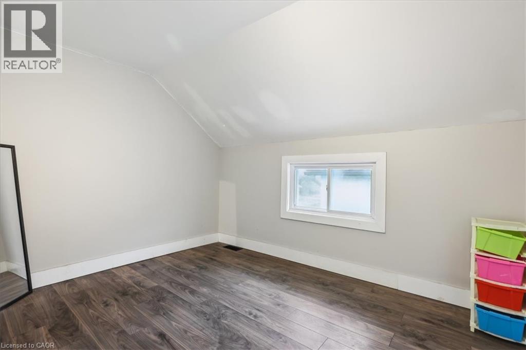 19 Seneca Street, St. Catharines, Ontario  L2R 2V1 - Photo 16 - 40840427