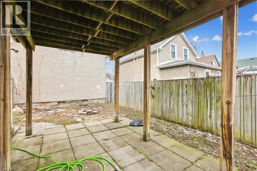 19 Seneca Street, St. Catharines, Ontario  L2R 2V1 - Photo 21 - 40840427