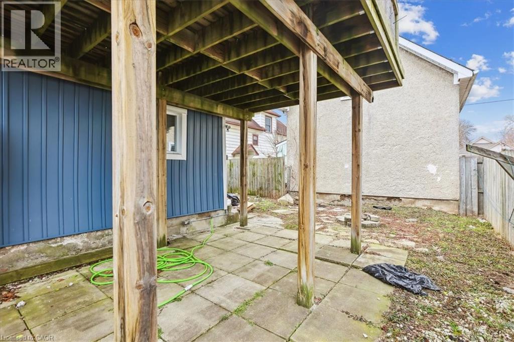 19 Seneca Street, St. Catharines, Ontario  L2R 2V1 - Photo 22 - 40840427