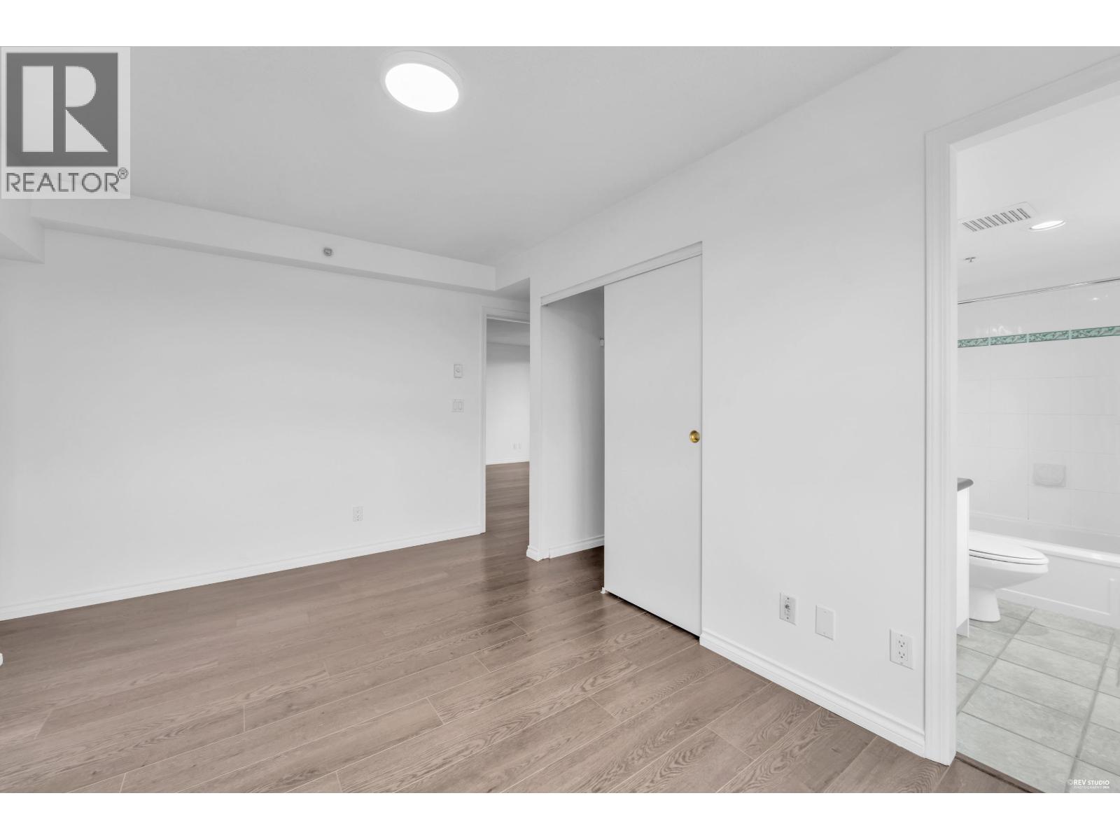 1106 6611 Cooney Road, Richmond, British Columbia  V6Y 4C5 - Photo 12 - R3137138