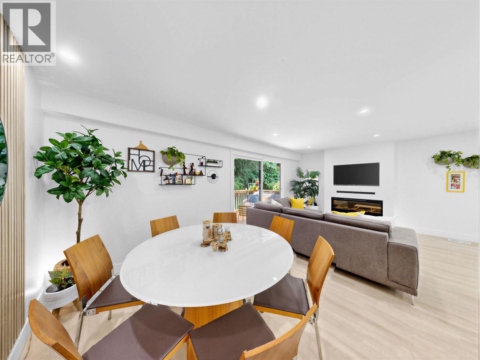 1270 Premier Street, North Vancouver, British Columbia  V7J 2H4 - Photo 6 - R3137160