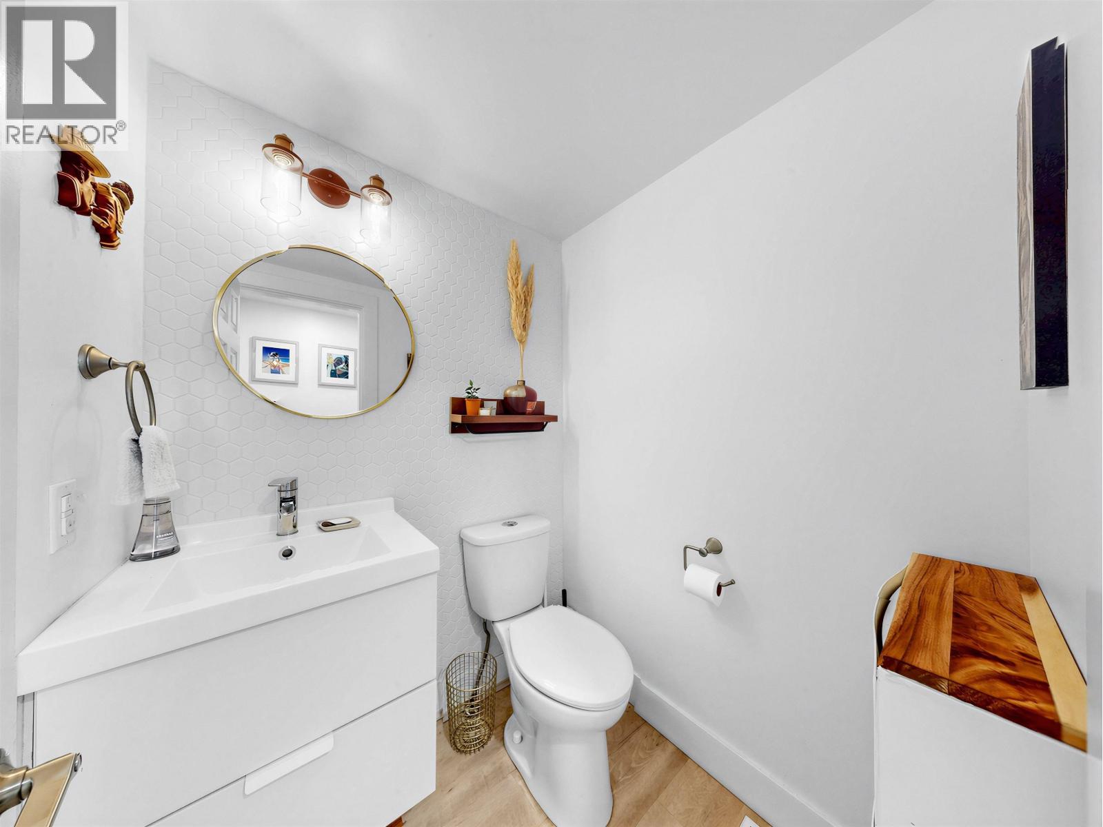 1270 Premier Street, North Vancouver, British Columbia  V7J 2H4 - Photo 7 - R3137160
