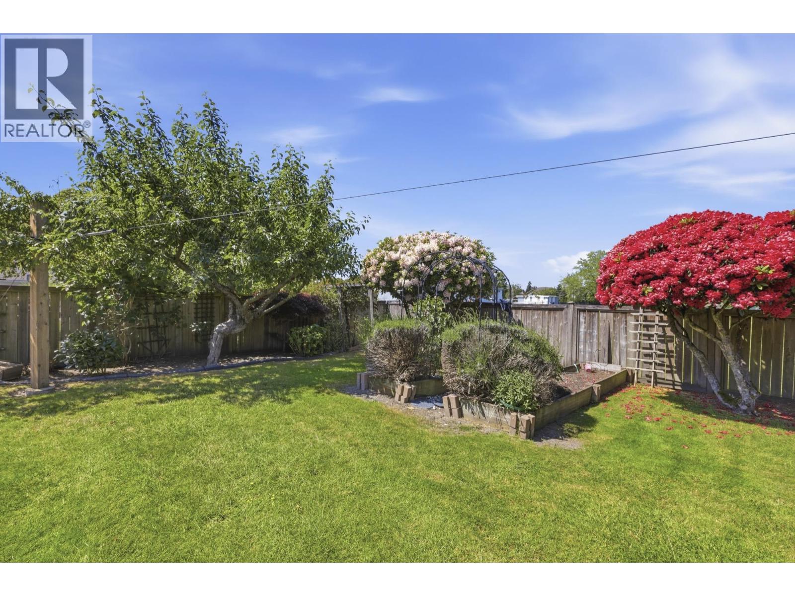Listing image 24