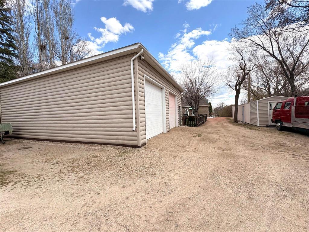 15 Souris Street, Melita, Manitoba  R0M 1L0 - Photo 30 - 202610346