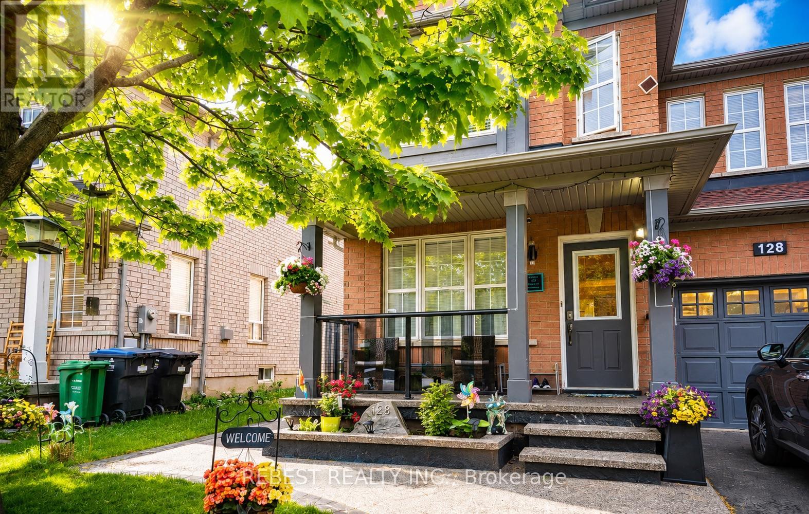128 STARHILL CRESCENT, Brampton, Ontario