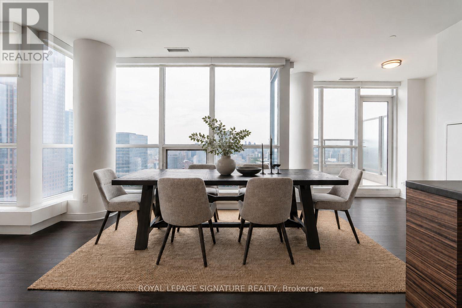 5501 - 88 Scott Street, Toronto, Ontario M5E 0A9 - Photo 3 - C13458492
