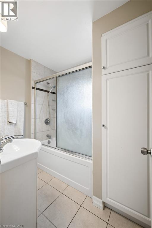 555 Wellington Street N, Kitchener, Ontario  N2H 5L6 - Photo 12 - 40838330