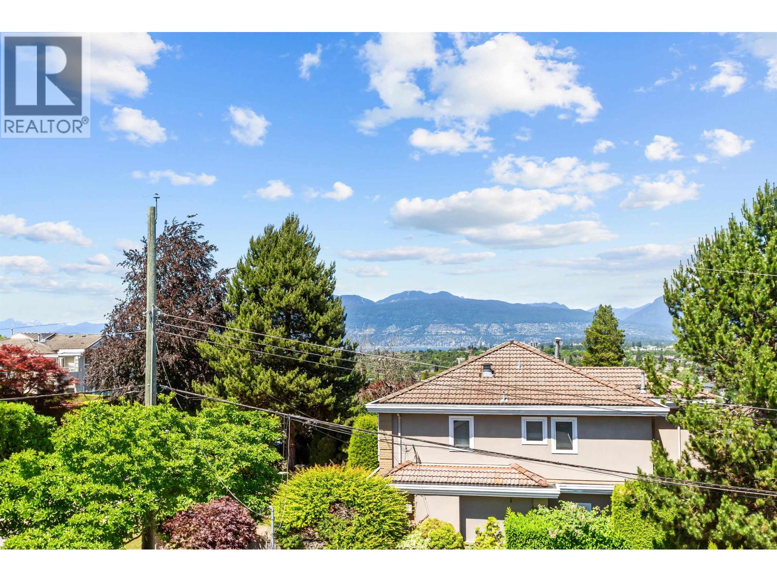 2495 W 33rd Avenue, Vancouver, British Columbia  V6M 1C4 - Photo 2 - R3136965