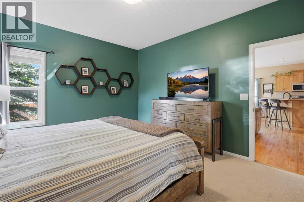 166 Lougheed Close, Red Deer, Alberta  T4R 3G7 - Photo 18 - A2319815