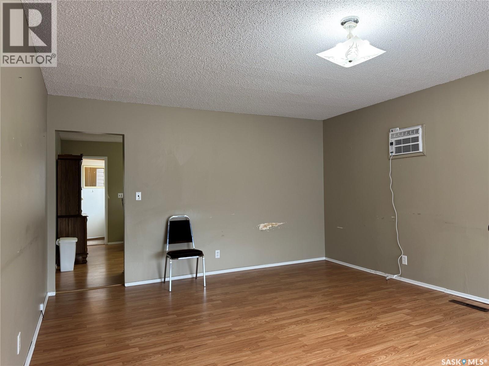143 Broadway Street, Foam Lake, Saskatchewan  S0A 1A0 - Photo 4 - SK039690