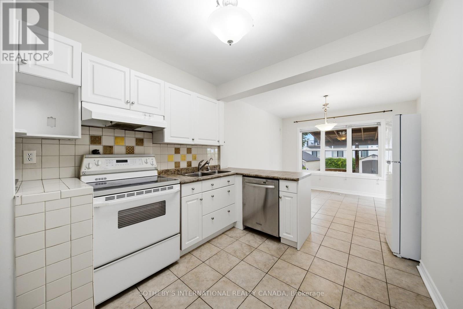 20 Bicknell Avenue, Toronto, Ontario  M6M 4G3 - Photo 17 - W13458382