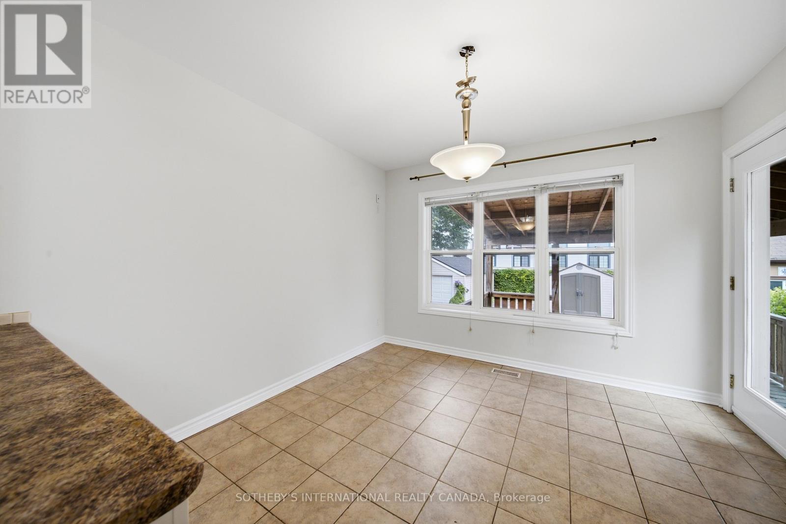 20 Bicknell Avenue, Toronto, Ontario  M6M 4G3 - Photo 21 - W13458382