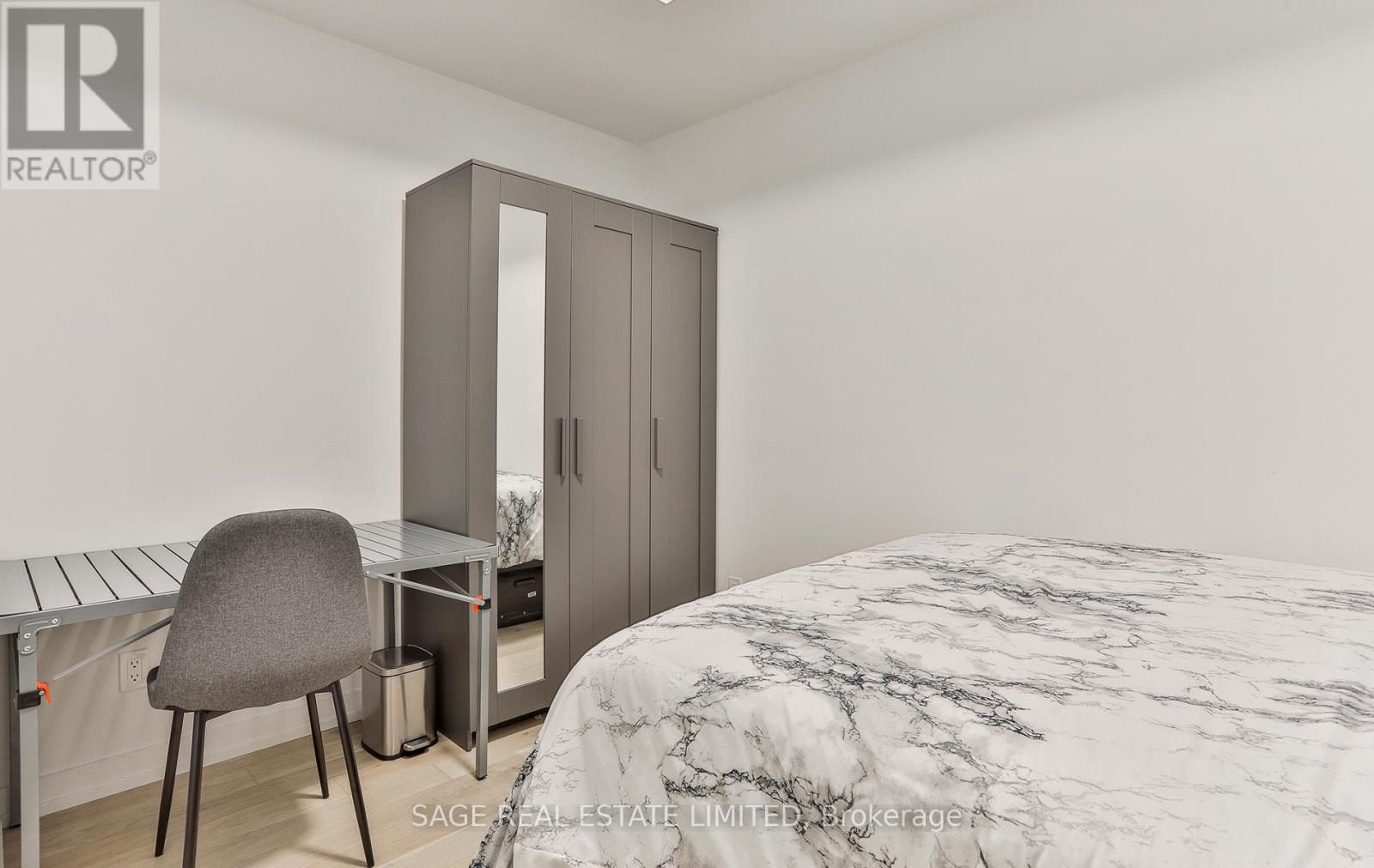110 - 35 Wabash Avenue, Toronto, Ontario  M6R 0A9 - Photo 18 - W13458472