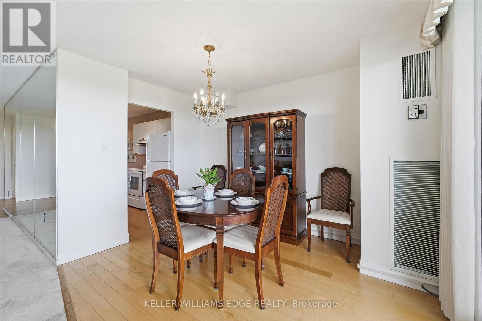 1202 - 2055 Upper Middle Road, Burlington, Ontario  L7P 3P4 - Photo 11 - W13458488