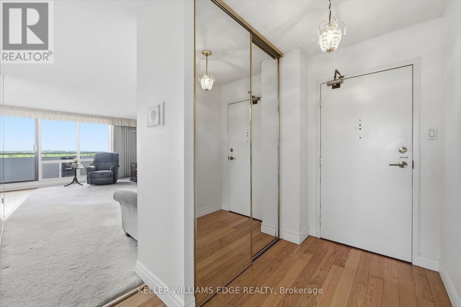 1202 - 2055 Upper Middle Road, Burlington, Ontario  L7P 3P4 - Photo 6 - W13458488