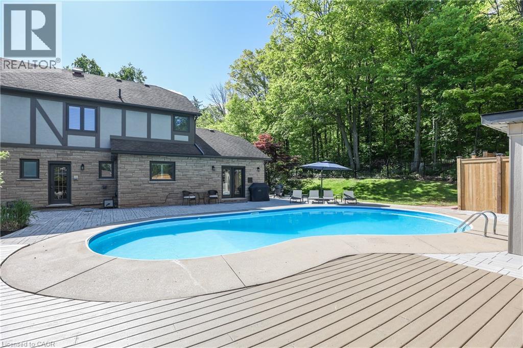 40 Parkwood Road, Grimsby, Ontario  L3M 4K9 - Photo 8 - 40816383