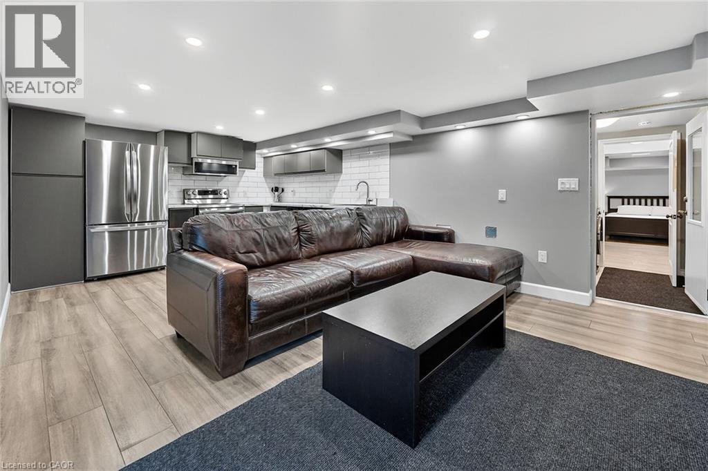 40 Parkwood Road, Grimsby, Ontario  L3M 4K9 - Photo 41 - 40816383