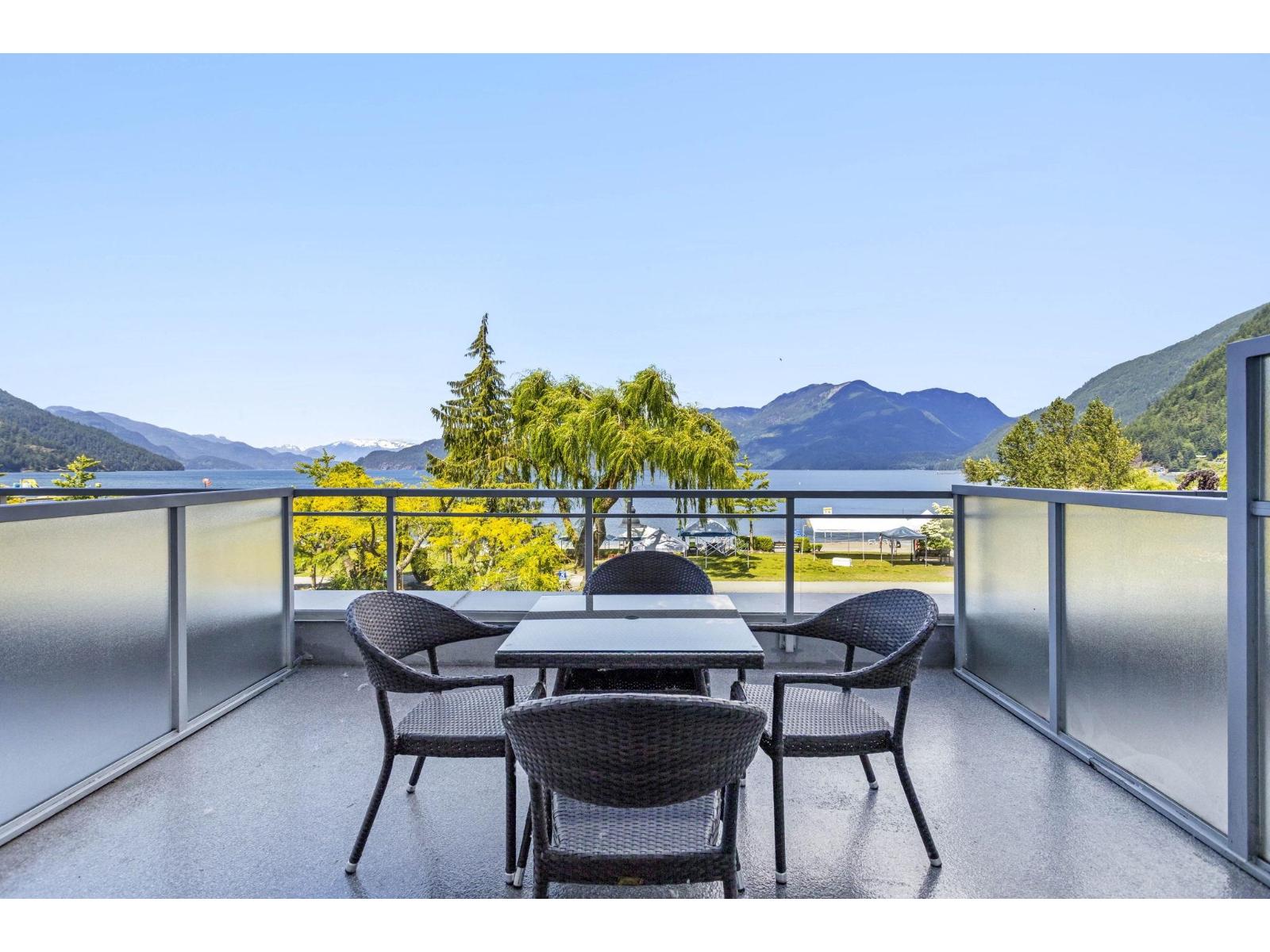 206C 160 ESPLANADE AVENUE|Harrison Hot Springs, Harrison Hot Springs, British Columbia