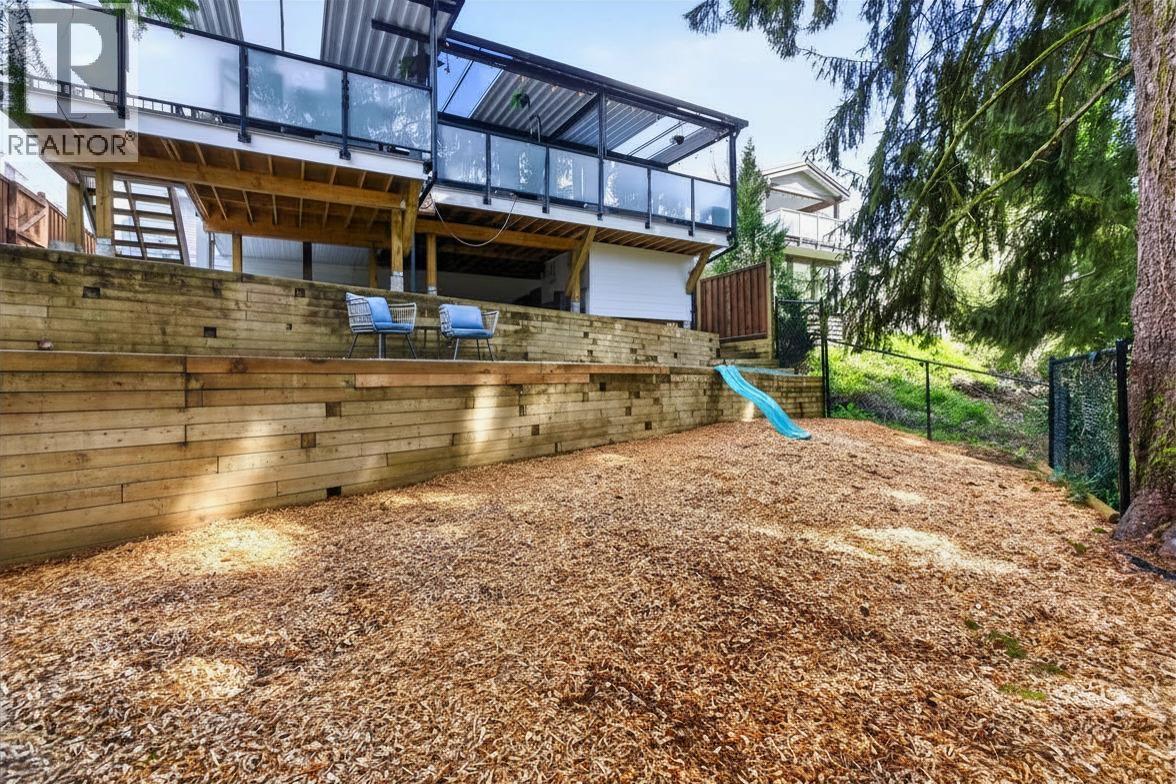 12409 233a Street, Maple Ridge, British Columbia  V2X 0N1 - Photo 39 - R3134219