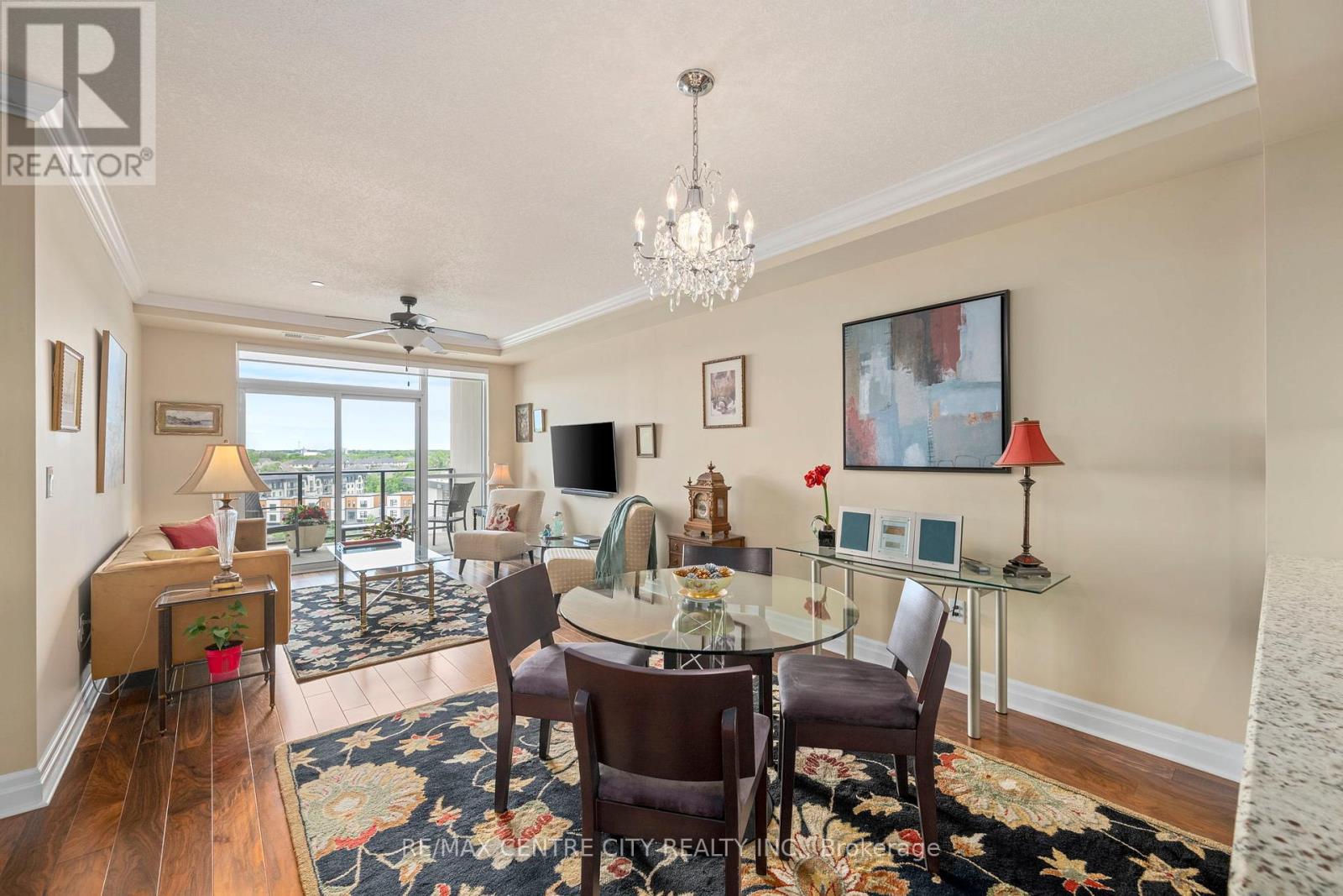 713 - 240 Villagewalk Boulevard, London North, Ontario  N6G 0P6 - Photo 6 - X13458616