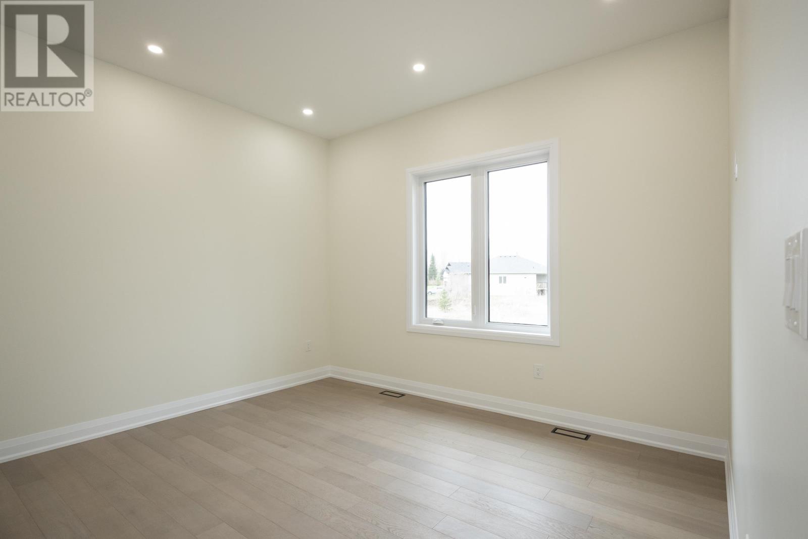 3435 King George's Park Dr., Thunder Bay, Ontario  P7K 1K8 - Photo 24 - TB2601467