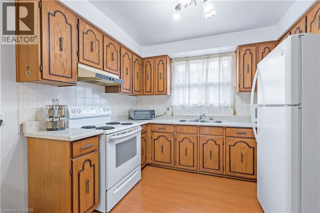 49 Hull Street, Malton, Ontario  L4T 1C4 - Photo 15 - 40840922