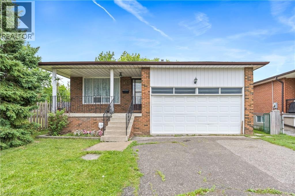 49 Hull Street, Malton, Ontario  L4T 1C4 - Photo 3 - 40840922