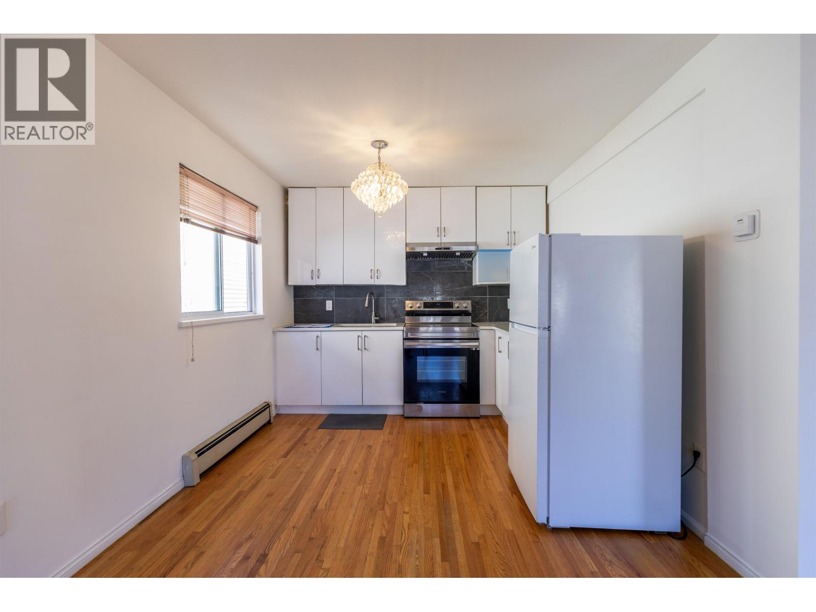1266 E 63rd Avenue, Vancouver, British Columbia V5X 2L4 - Photo 3 - R3131942