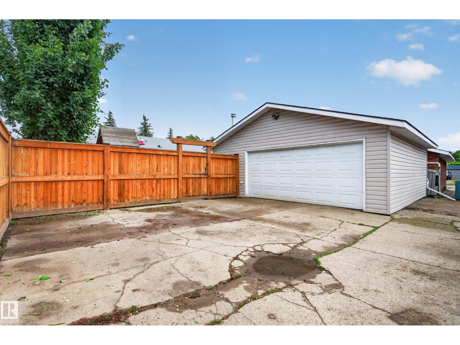12 Burlington Av, Spruce Grove, Alberta  T7X 1E5 - Photo 67 - E4494189