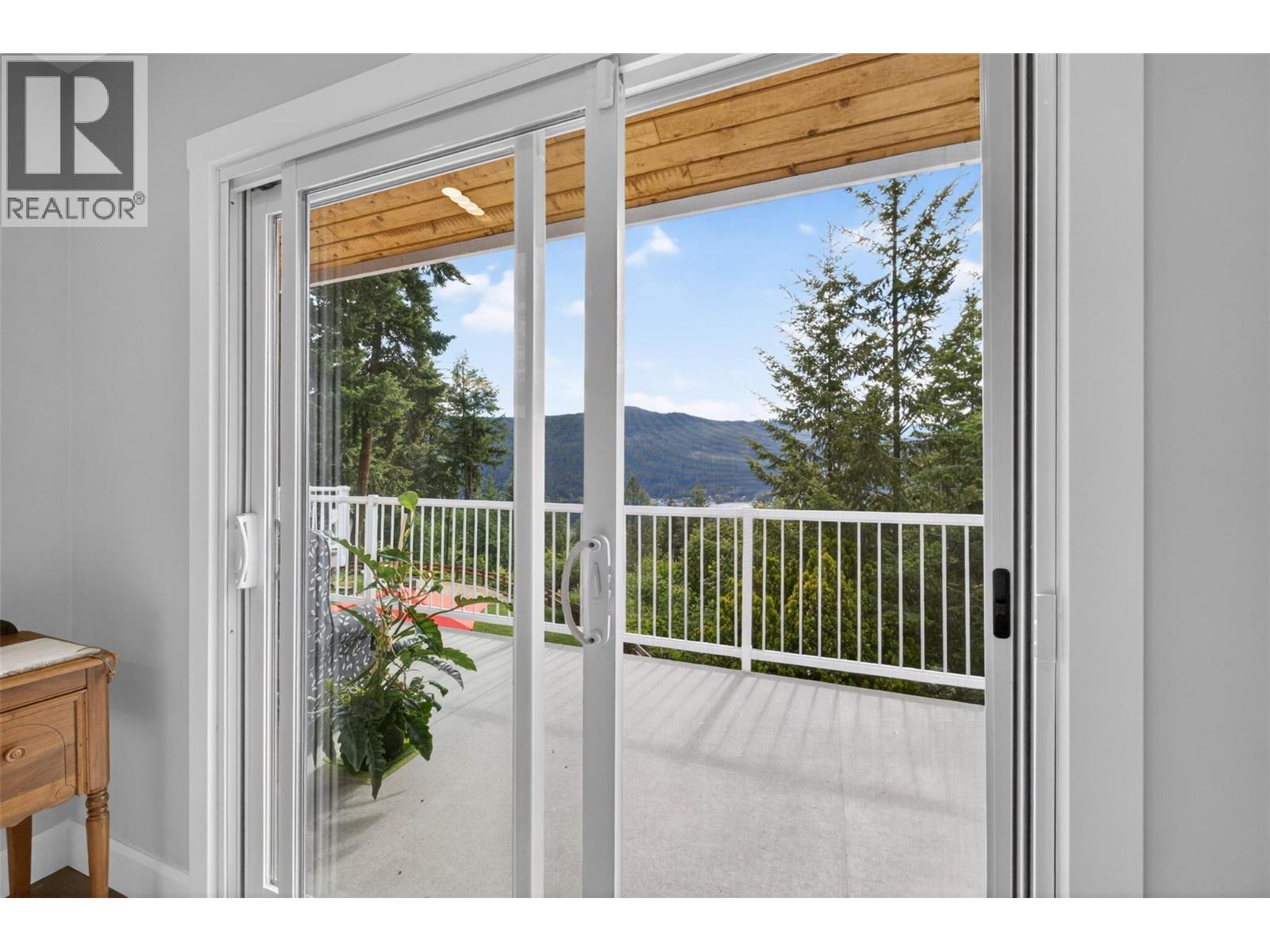 2414 Forest Drive, Blind Bay, British Columbia  V0E 1H2 - Photo 41 - 10388768