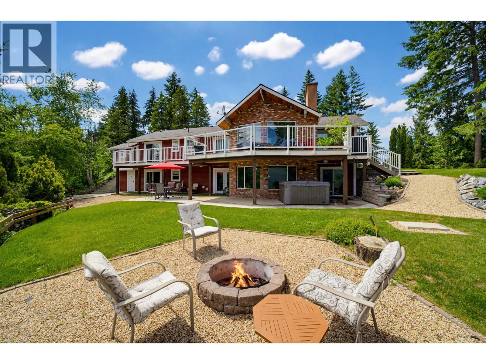 2414 Forest Drive, Blind Bay, British Columbia  V0E 1H2 - Photo 5 - 10388768