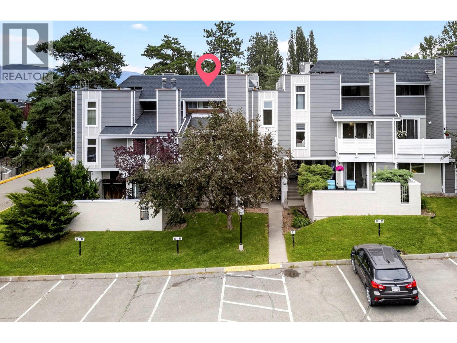 1435 Summit Drive Unit# 11