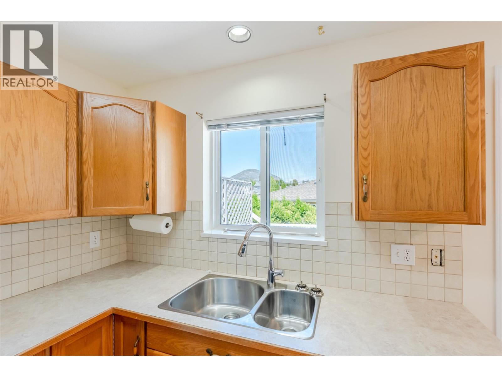 167 Wyles Crescent, Penticton, British Columbia  V2A 8M3 - Photo 14 - 10391905