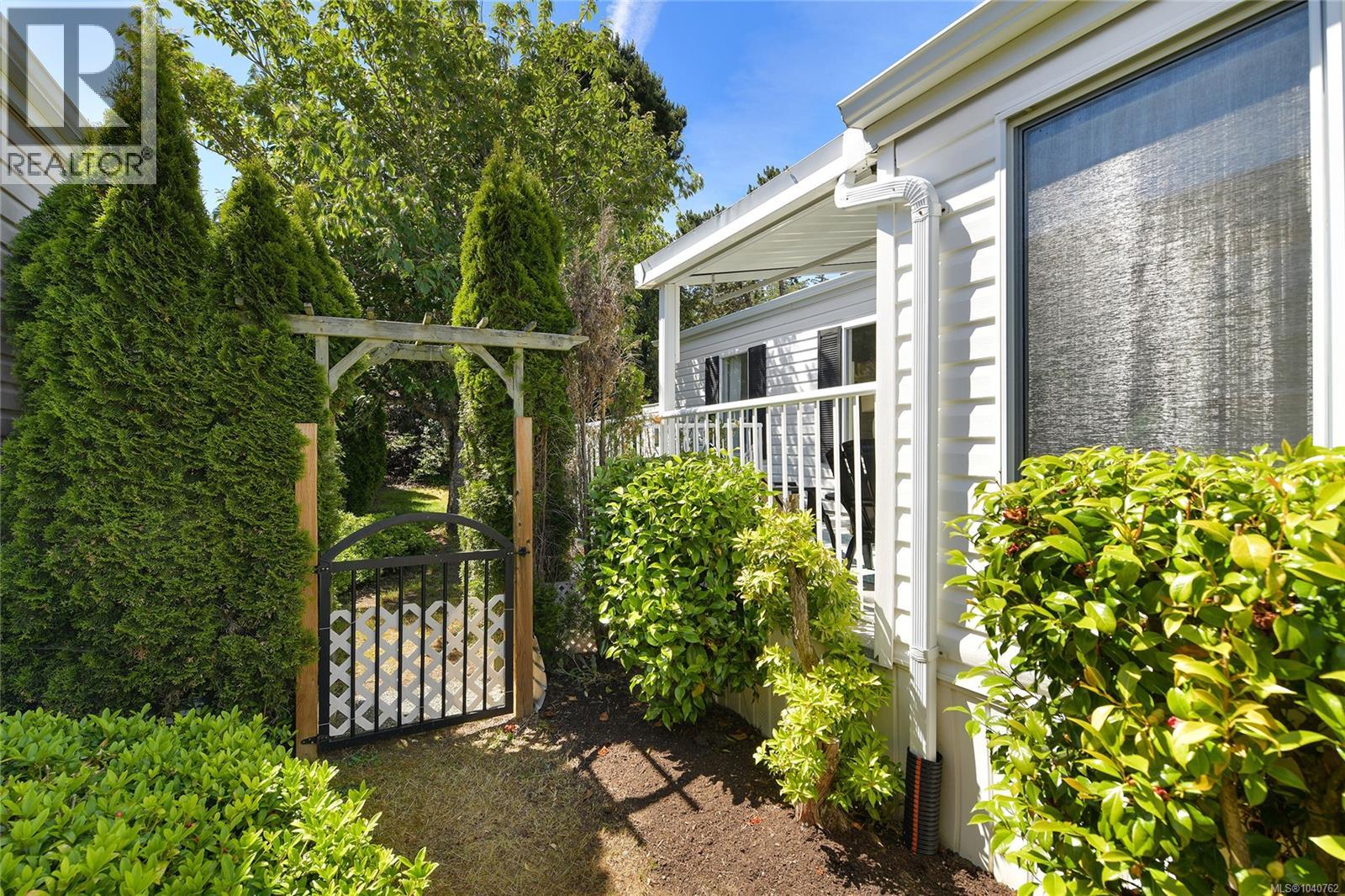 16 7583 Central Saanich Rd, Central Saanich, British Columbia  V8M 2B6 - Photo 21 - 1040762