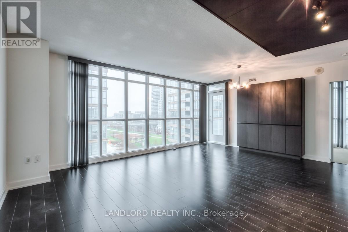 836 - 15 Iceboat Terrace, Toronto, Ontario  M5V 4A5 - Photo 2 - C13458606