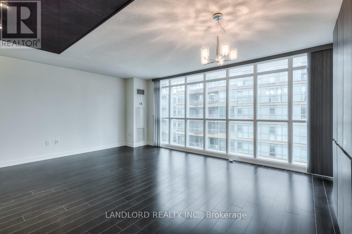 836 - 15 Iceboat Terrace, Toronto, Ontario  M5V 4A5 - Photo 3 - C13458606