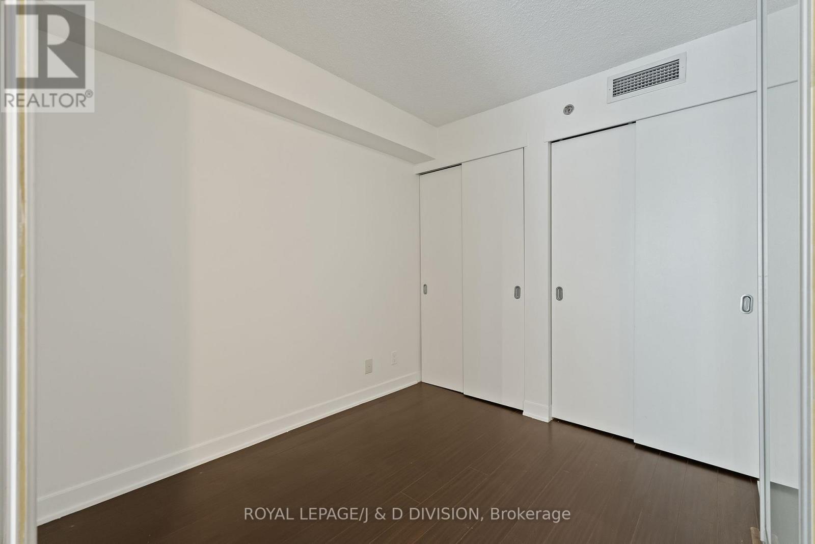 228 - 21 Nelson Street, Toronto, Ontario  M5V 3H9 - Photo 6 - C13458670