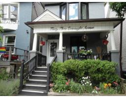 SUITE 2 - 33 CONNAUGHT AVENUE, Toronto, Ontario