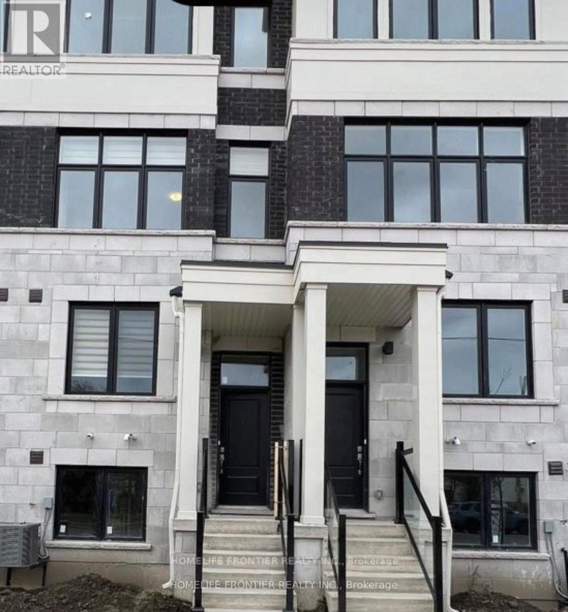 398 OKANAGAN PATH, Oshawa, Ontario