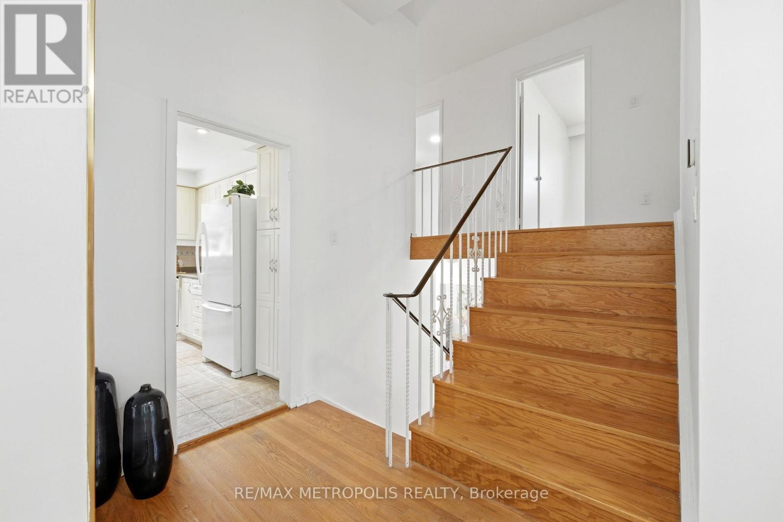 31 Langevin Crescent, Toronto, Ontario  M1C 2B8 - Photo 20 - E13458672