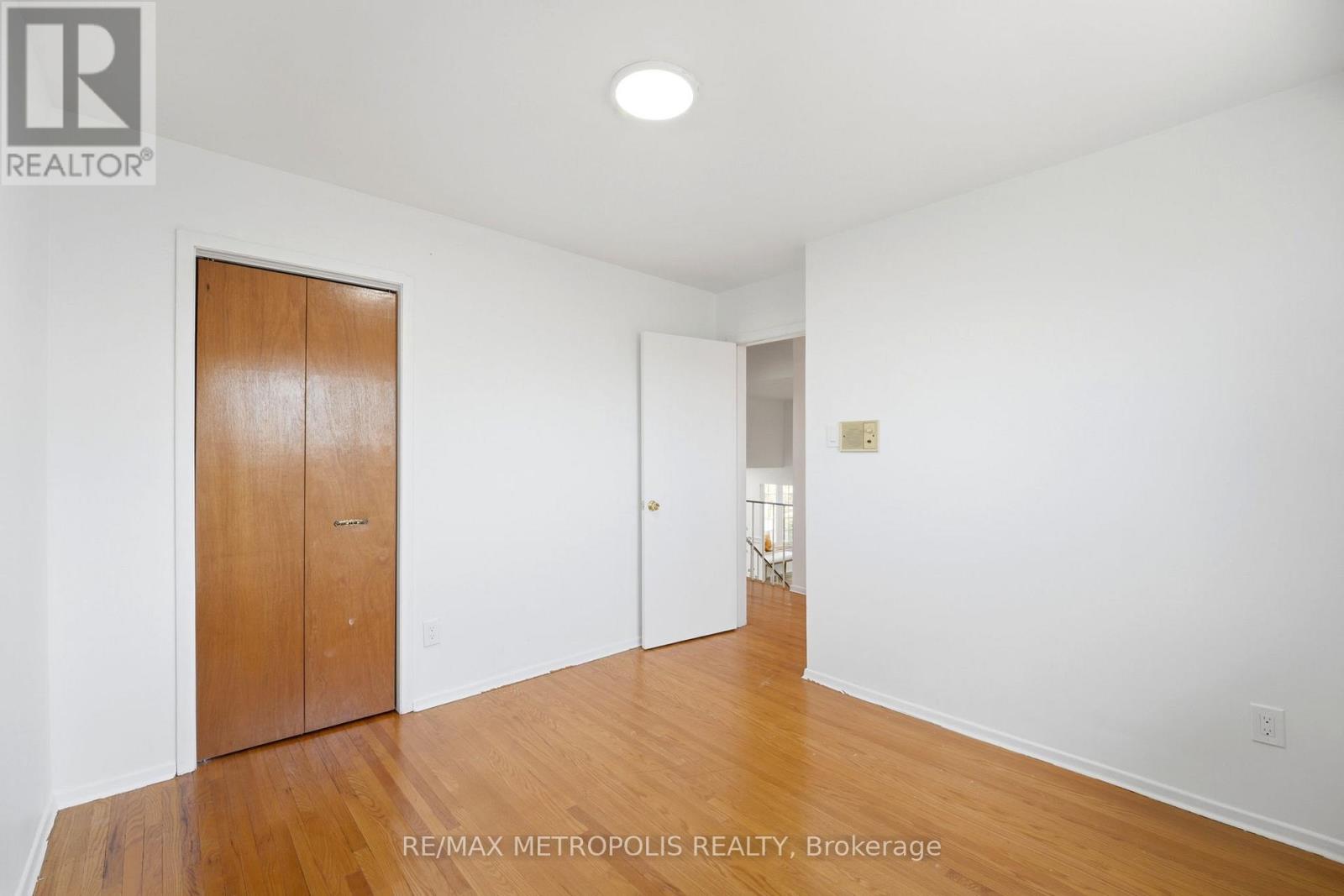 31 Langevin Crescent, Toronto, Ontario  M1C 2B8 - Photo 22 - E13458672