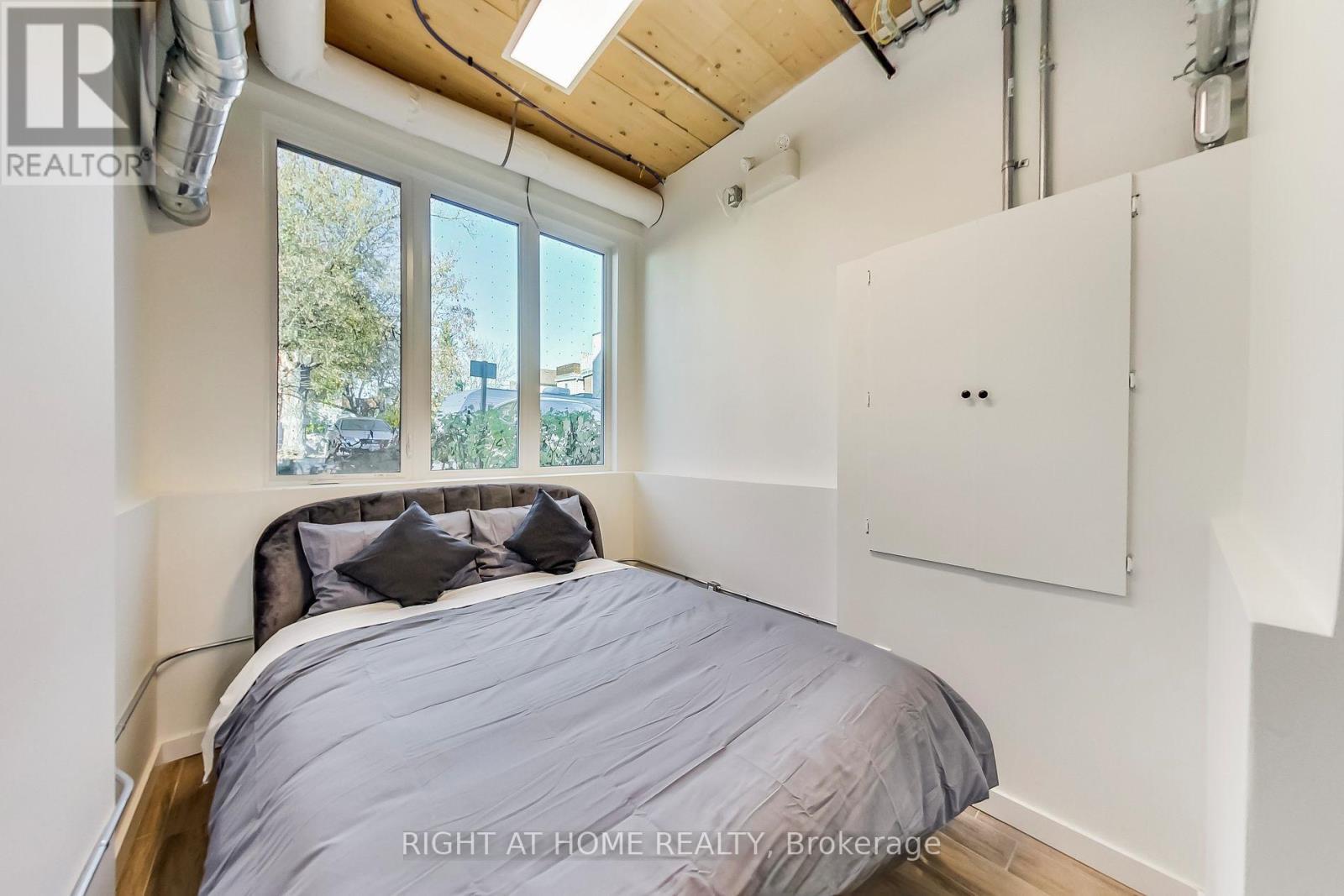 101 - 1602 Queen Street E, Toronto, Ontario  M4L 1G2 - Photo 12 - E13458716