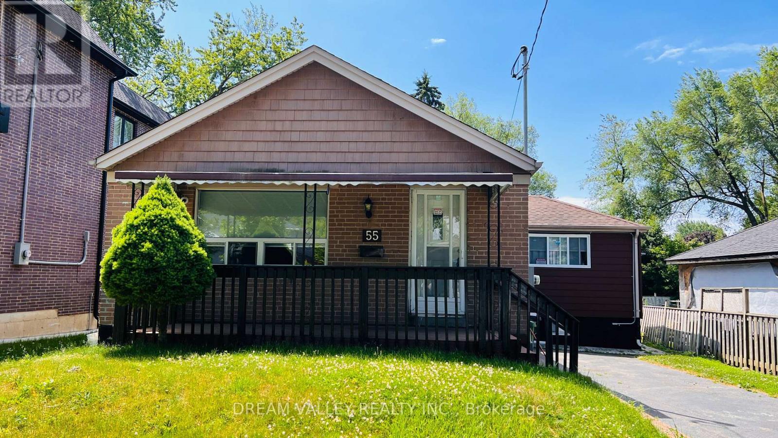 MAIN - 55 COLONIAL AVENUE, Toronto, Ontario
