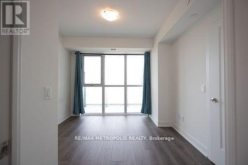 412 - 2545 SIMCOE STREET N, Oshawa, Ontario
