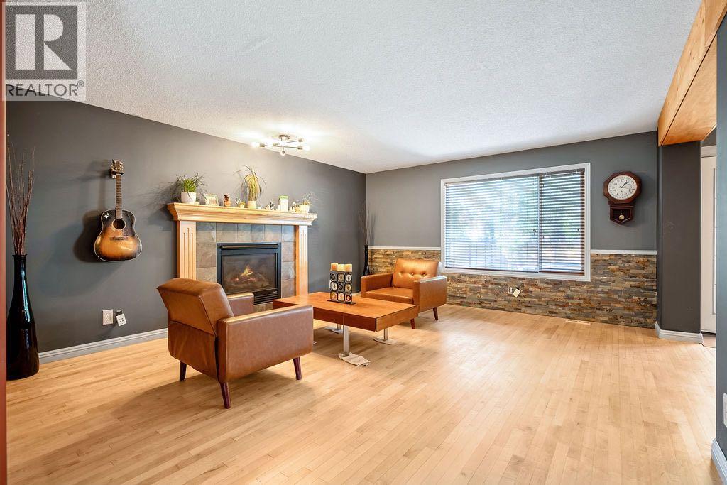 670 Chaparral Drive Se, Calgary, Alberta  T2X 3V6 - Photo 9 - A2319270